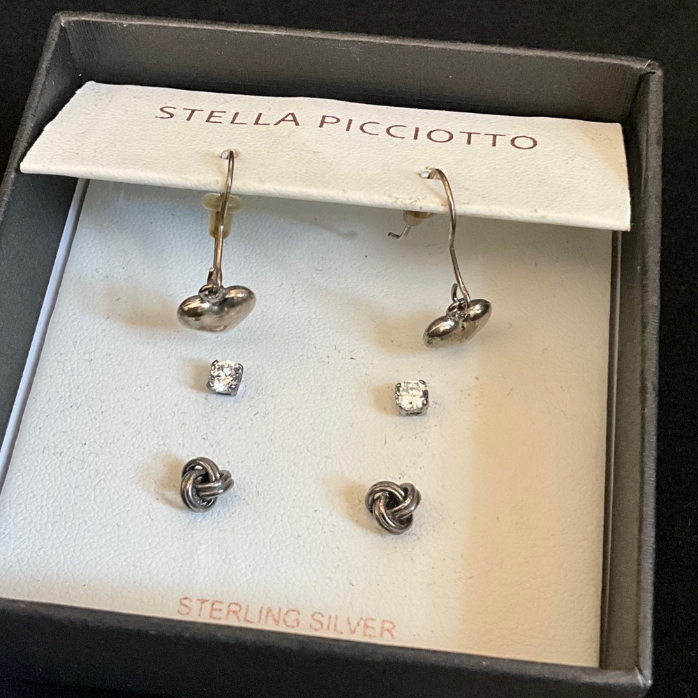 Sterling Silver Earring Set in Silver